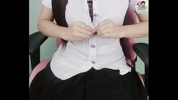 สาวนักศึกษาสวยโดนแฉคลิปโชว์ของลับหน้าโต๊ะคอม ใช้ของเล่นสุดเร่าร้อนเล่นกับตัวเอง