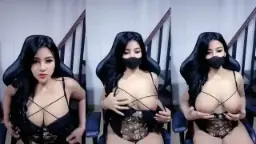 Cantik Montok Toge Pake Seragam Dinas, Bikin Makin Pengen Lihat Bagian Dalamnya.