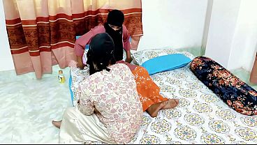 Desi Bhabhi Main Dildo Se Chudai