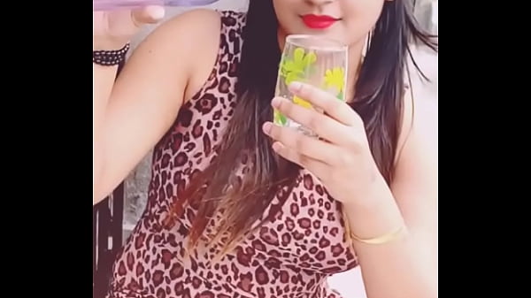 Cewek India Siap Dibuka, Pose X Bikin Makin Liar