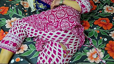 Ibu Tiri Celana Sobek, Anak Tiri Ngewe Memek Ibu Tiri Sampai Pantat Montok Mulus.