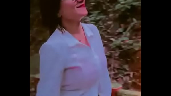 Desi Cewek Babita, Siap Digoyang Sampe Minta Ampun.