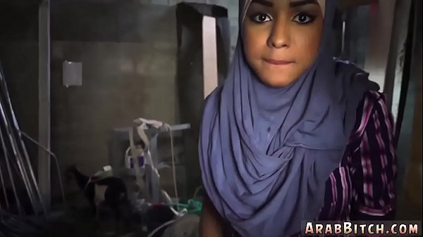 Gadis Arab Abg Dan Ibu Muslim Goyang Pantat Di Titik Jatuh, 23km Luar Kota