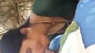 Desa India, Ngentot Di Luar, Mulut Basah Kena Sinar Matahari.