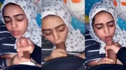 Jilbab Cantik Dimasukin Kontol Sampe Muncrat Deras