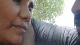 Pegawai It Tamil Nyedot Kontol Pacar Di Taman, Bikin Basah Semua