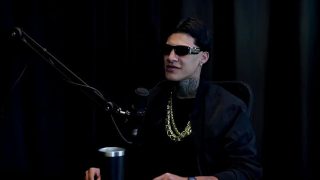 Ngewe Bareng Cowok, Masuk Dunia Muncikari Gara-gara Temen Nyokap, Jualan Bokep Di Jalanan – Gabriell Rios (tonton Di: Sheer/red)