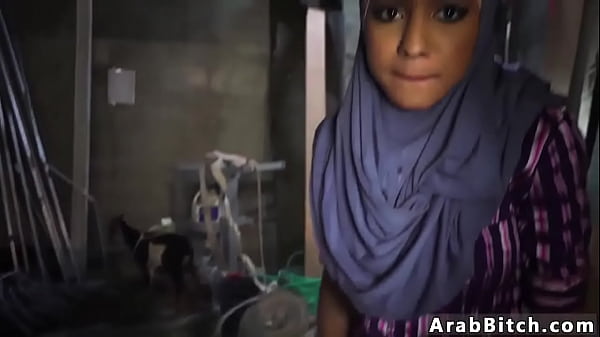 Tight Arab Kontol, Titik Drop Pantat, 23km Dari Markas, Siap Digedor.