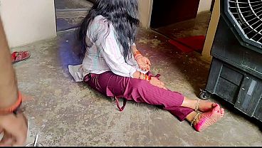 Desi Istri Orang Digebrak Keras-keras Sampe Meringis