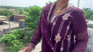 Bhojpuri Desi Bhabhi Ngasih Nikmat Penuh Ke Pussy Dan Tubuhnya, Suara Hindi Bikin Nafsu Makin Menggila