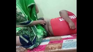 Desi Indian Couple Lagi Main-main Panas Di Kamar, Bikin Ranjang Makin Basah.