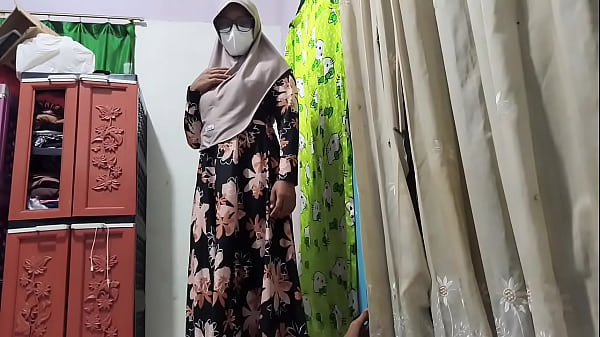 Bu Guru Grebek Murid Lagi Col*i, Langsung Diajak Kencan Ranjang