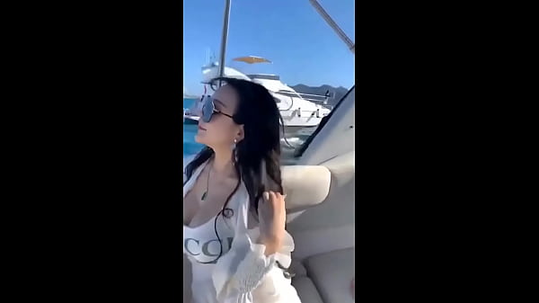 Gadis China, Kayaknya Gitu, Bikin Greget Banget.