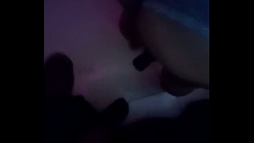 Ibu Muda 31 Tahun, Pusing Lihat Kontol, Akhirnya Temen Mabuk Siap Nungging.
