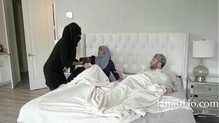 Remaja Hijab Violet Myers Hamil Abis Digarap
