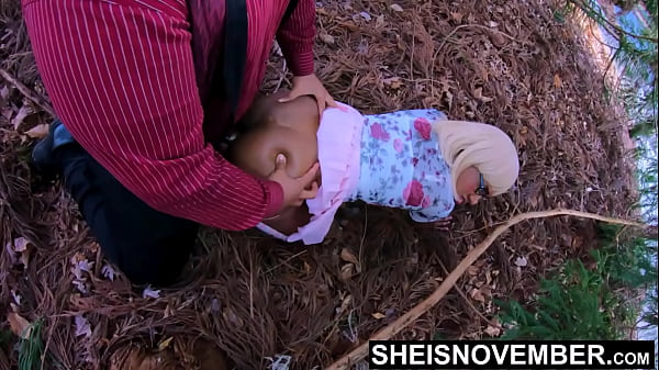 Tonton Bokep Step Daughter Kecil Mulus, Kontol Gede Bapak Tiri Ngewe Di Hutan, Gaya Doggy Dan Misionaris, Memek Dicukur, Crot Di Tanah, Stepfamily Hitam Ekstrim.