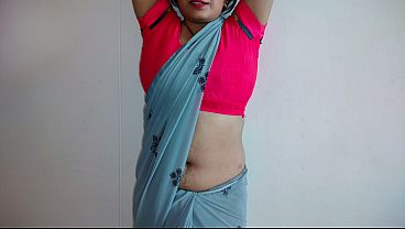 पुराना बॉयफ्रेंड प्रिया को ससुराल में चोदता रहा, सास के सामने उसकी चुदाई का मजा लूटा