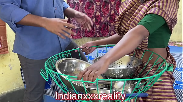 Ngentot Keluarga Tiri India Paling Hot, Suara Hindi Jelas Bikin Makin Basah