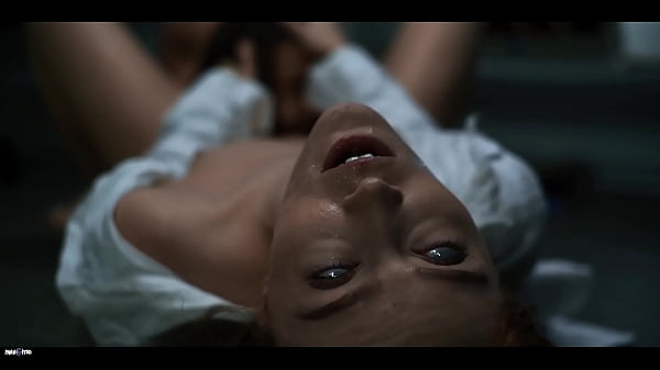 Alien Parasit Pikiran Bikin Cewek Seksi Lupa Diri, Nge-seks Tanpa Sadar