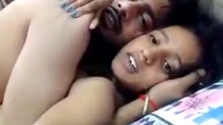 Desi Cewek Xxx Lagi Main-main Sama Pacarnya, Bikin Makin Liar Dan Panas.