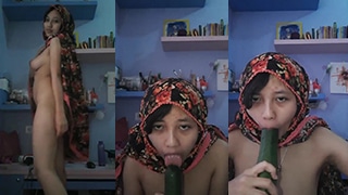 Skandal Mahasiswi Meruchan Hijab Part 1, Tubuh Montoknya Bikin Liur Nggak Berhenti