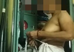 Tonton Video Mami Tamil Telanjang Bulat Sambil Ganti Baju Sendirian, Bikin Nafsu Naik.