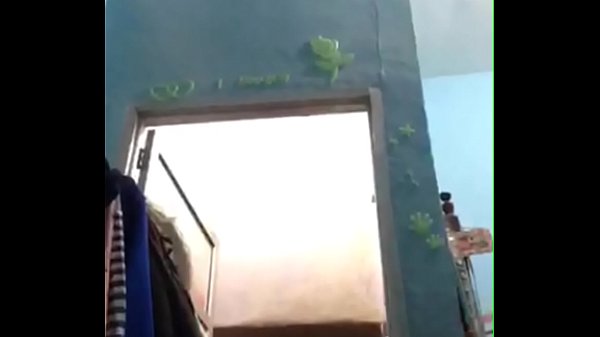 Cewek Indonesia Lagi Mandi Di Depan Webcam, Crot Di Sini Lihatnya