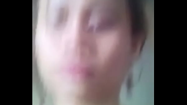 Cewek India Ngewe Mulut, Nikmatin Batang Keras Sampe Lemes.
