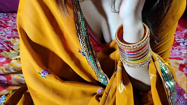 Bhabhi India Pertama Kali Ngentot Dengan Adik Ipar, Pakai Bahasa Kotor Hindi Yang Bikin Makin Panas.