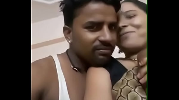 Tekan-tekan Tante Desi, Toket Gede Menggelinjang.