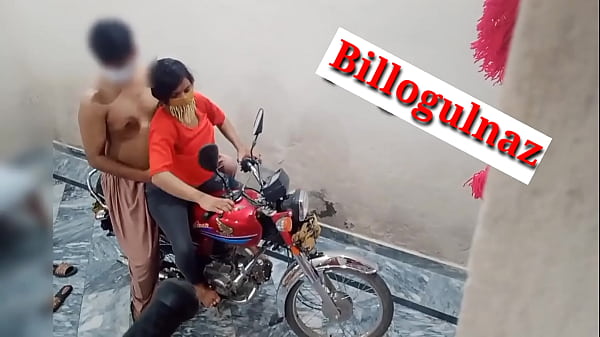 Hot Xxx Dientot Temen Di Atas Motor, Suara Hindi Bikin Makin Panas