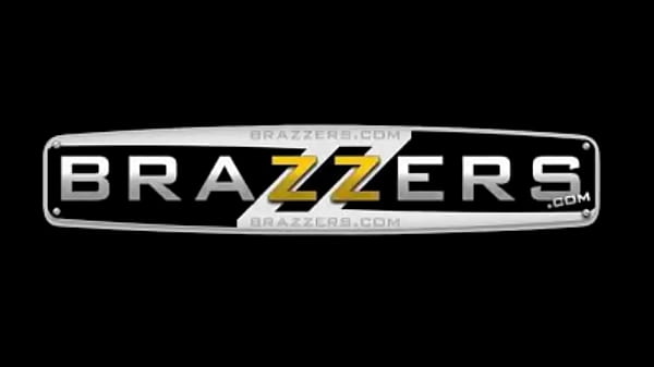 Brazzers, Bintang Bokep Sialan, Toket Gede Banget Bikin Ngaceng