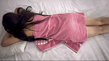 Pelayan Pijat Pantat Bule Nri, Lanjut Ngentot Memek Sambil Pantat Digoyang