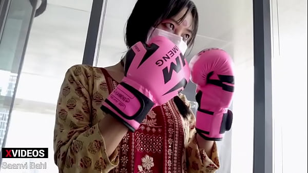 Gadis Petarung Ufc Desi Pukul Gaya Profesional Bikin Mulus