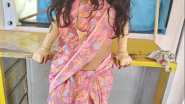কামওয়ালী বাই ও মকান মালিকের গরম দেশী সেক্স