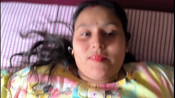 Desi Romansa Panas Bikin Ngilu, Bikin Basah