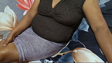 Mama Tiri Asia Yang Sangean Lagi Liburan, Siap Digoyang Di Kamar Hotel.