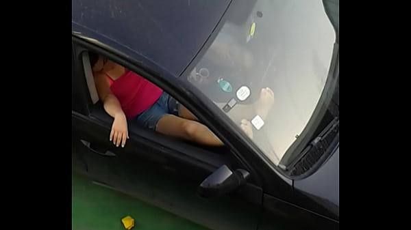 Gadis Arab Seksi Lagi Horny Di Tempat Umum, Siap Bikin Orang Makin Panas.