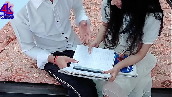 Mahasiswa India Pesta Seks Desi Chudayi Dengan Bahasa Hindi Panas Dan Jelas